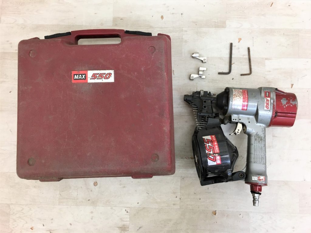 MAX コイルネイラ CN-550/NA45V5 エア釘打ち機 常圧 ケース付き 現状品 マックス