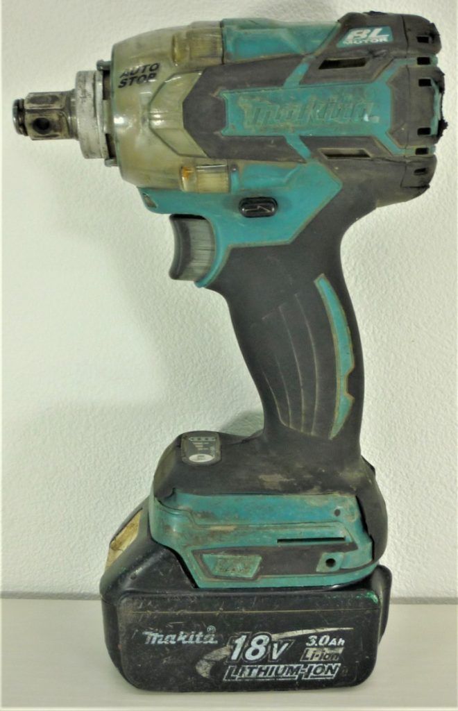 makita マキタ 充電式インパクトレンチ TW281D 本体