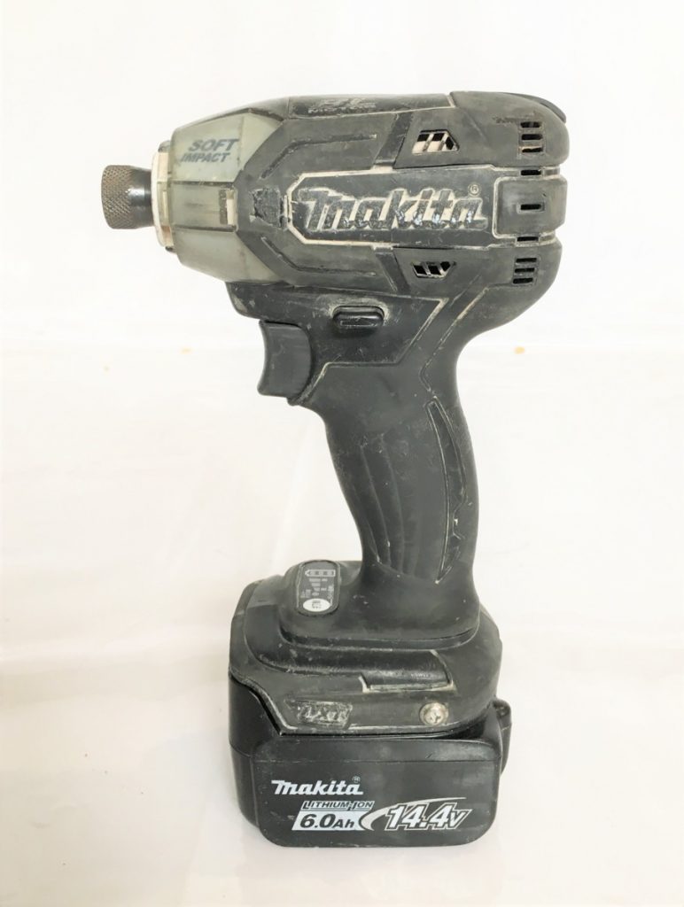 makita マキタ 充電式 ソフトインパクトドライバ TS131D 14.4V ブラック系