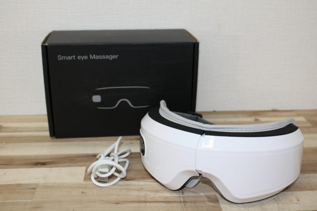 【中古美品】目元マッサージャー アイマッサージャー M01 温熱＆振動 動作未確認