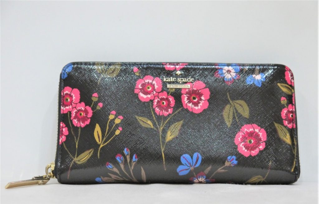 kate spade ケイトスペード 長財布 ラウンドファスナー長財布 ブラック 花柄
