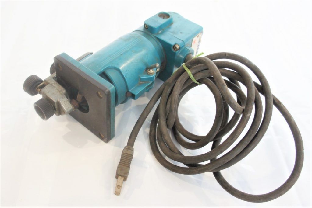 makita マキタ 電動工具 電動トリマー 3700B （通電確認済み）