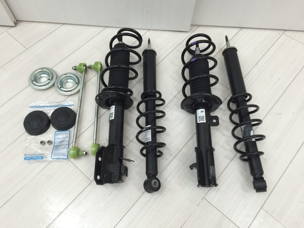 スズキ ZC33S スイフトスポーツ 純正 サスペンション スズキスポーツスプリング付き 現状品