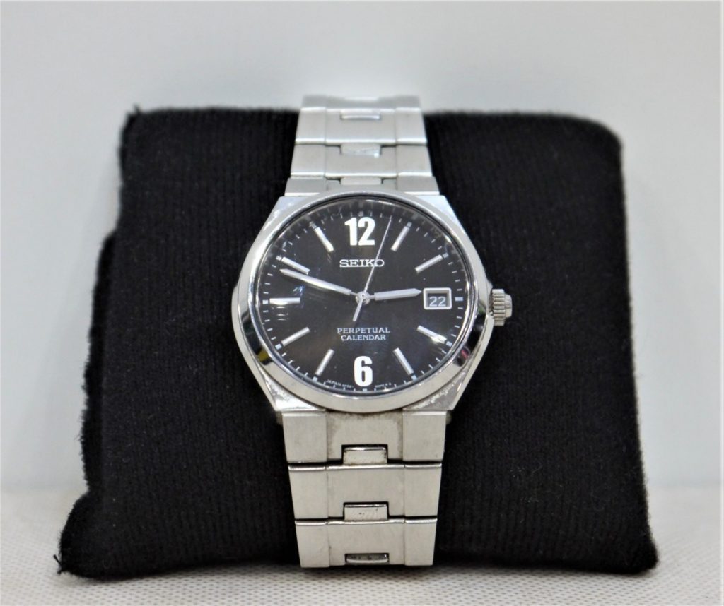 SEIKO/セイコー PERPETUAL CALENDAR パーペチュアルカレンダー ８F32-00M0 黒文字盤/クォーツ/腕時計