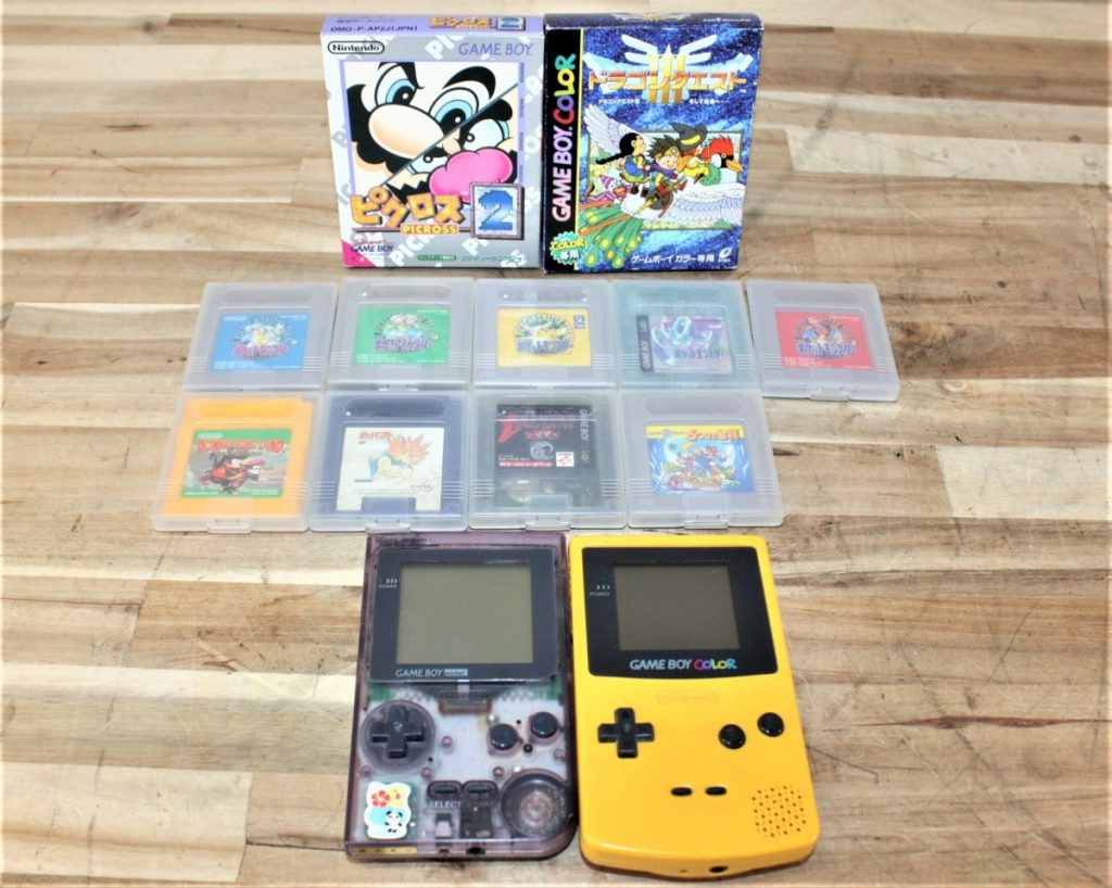 【現状品】任天堂 ゲームボーイカラー 2台 カセット セット