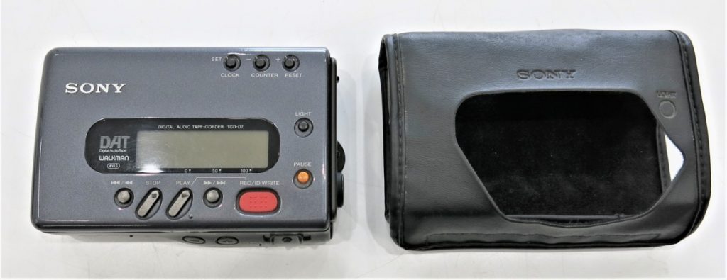 SONY ソニー TCD-D7 DATレコーダー ウォークマン オーディオ