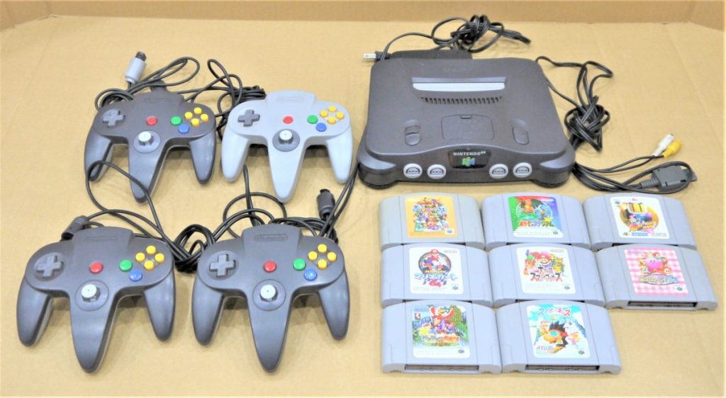 NINTENDO64 本体1台&コントローラー4台&ソフト8本 セット 任天堂 ロクヨン テレビゲーム