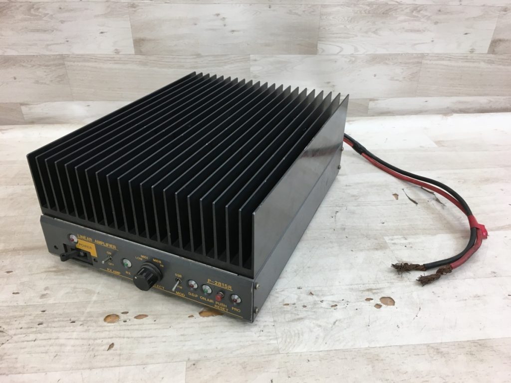 【現状品】LINEAR AMPLIFIER P-2815R リニアアンプ 無線用 直線増幅器 動作未確認