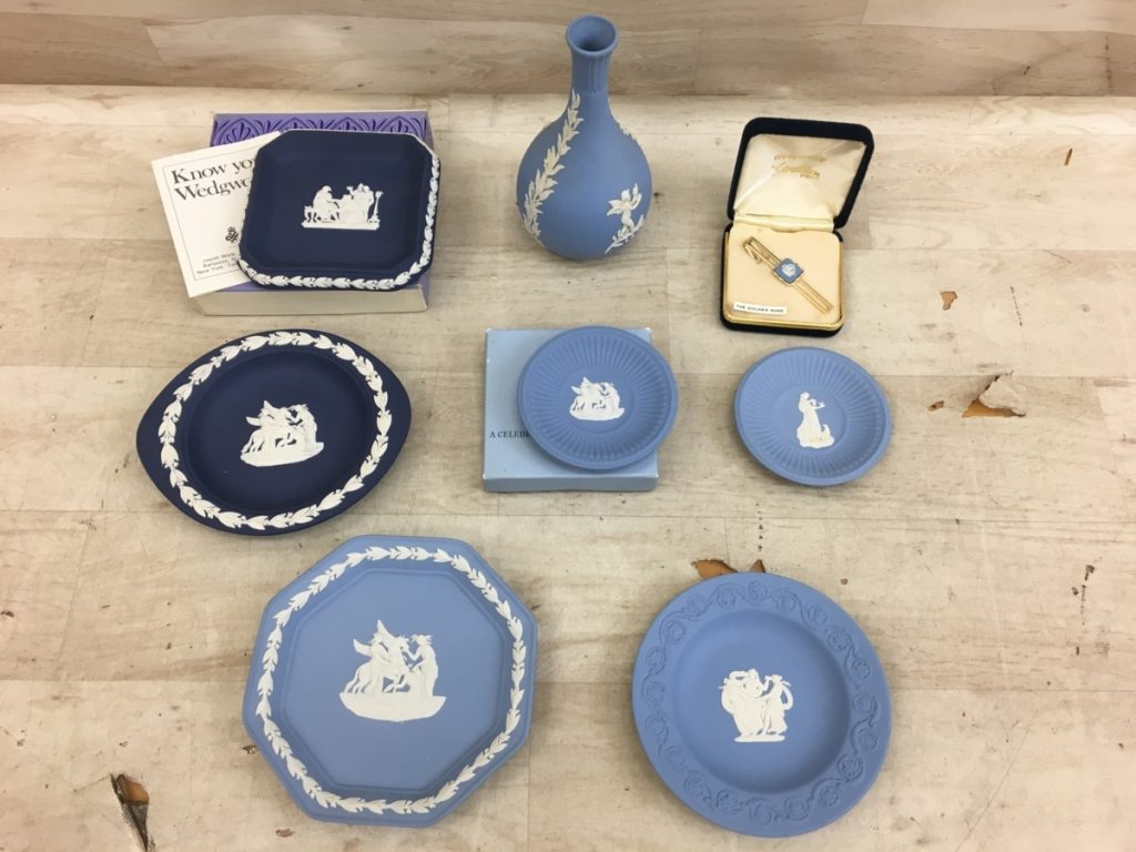 WEDGWOOD ジャスパー 小皿 水差し 一輪挿し タイピン 飾り皿 wedgwood Jasper ware ウエッジウッド ウェッジウッド