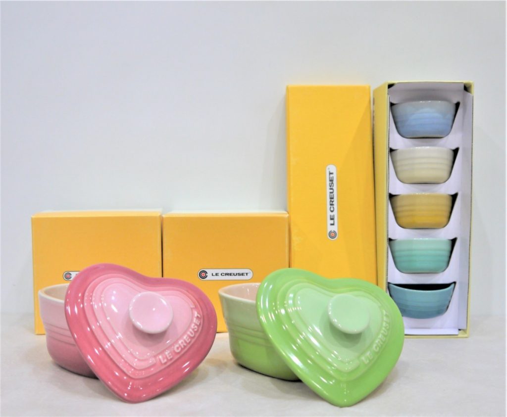 ル・クルーゼ Le Creuset フタ付ハートラムカン 2個＆プチラムカン5個セット 食器