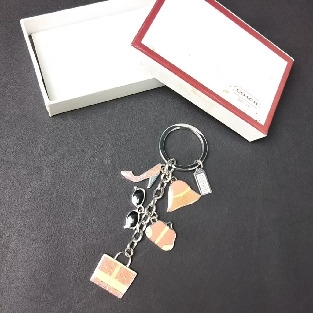 正規 COACH コーチ チャーム キーホルダー バッグチャーム シグネチャー 現状品