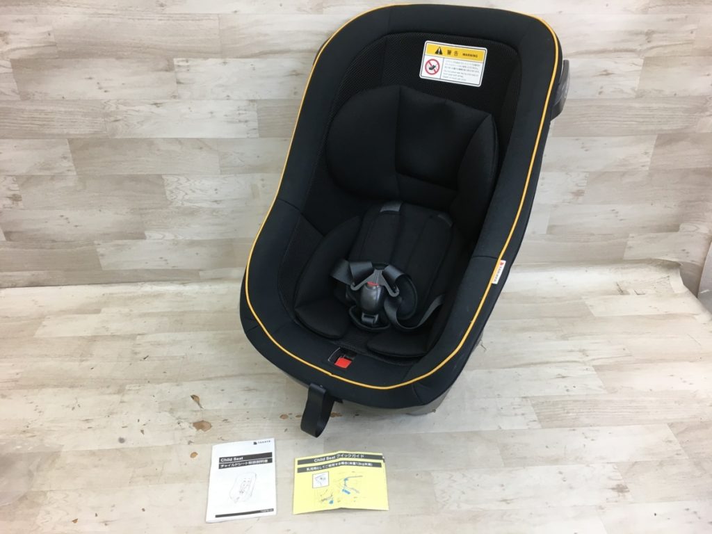 【美品】タカタ チャイルドシート TKAMZ001 0~4歳頃 後ろ向き 前向き 18kgまで ECE R44/04 ブラックオレンジ TAKATA