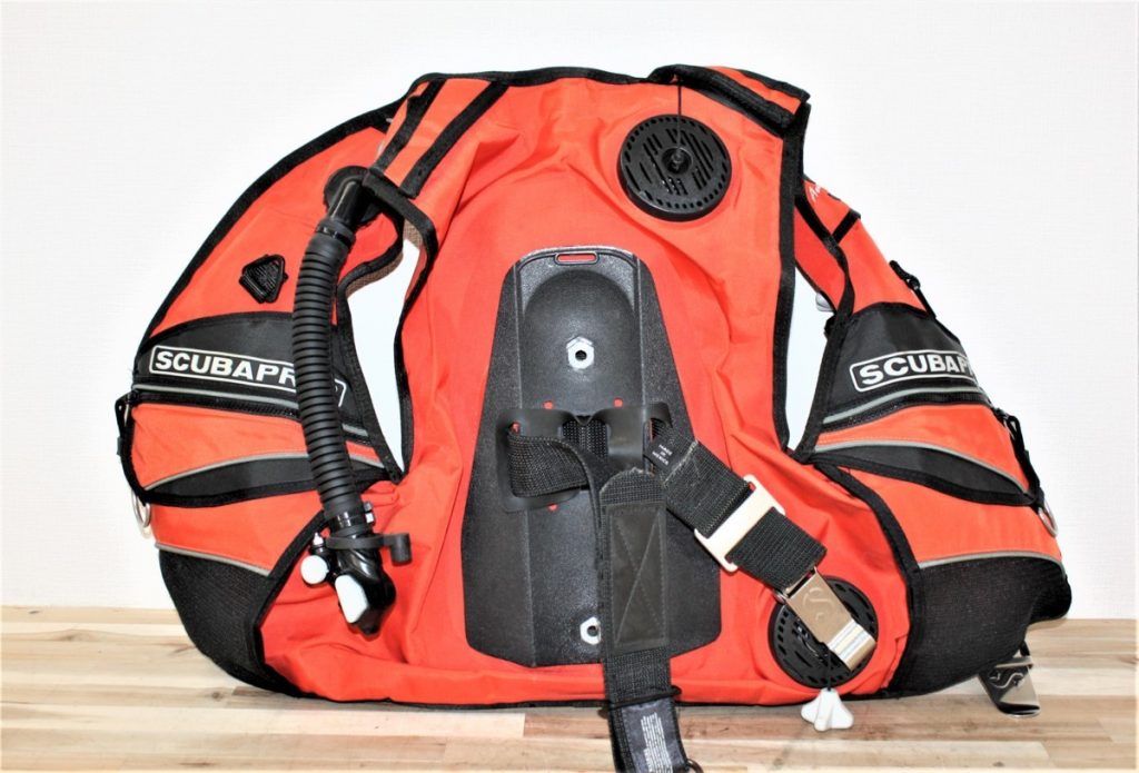 SCUBAPRO スキューバプロ 　オレンジ 限定品サイズ：XS