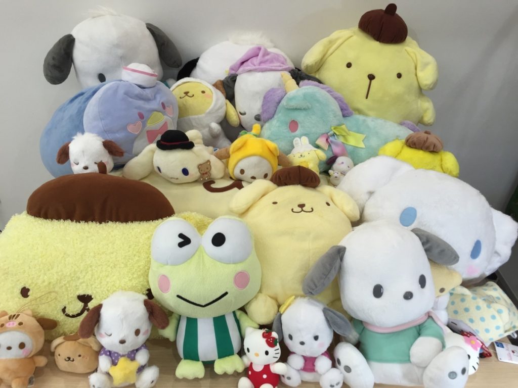 サンリオ公式 ぬいぐるみ まとめ 26体 シナモンロール ポムポムプリン ハローキティー ポチャッコ など他