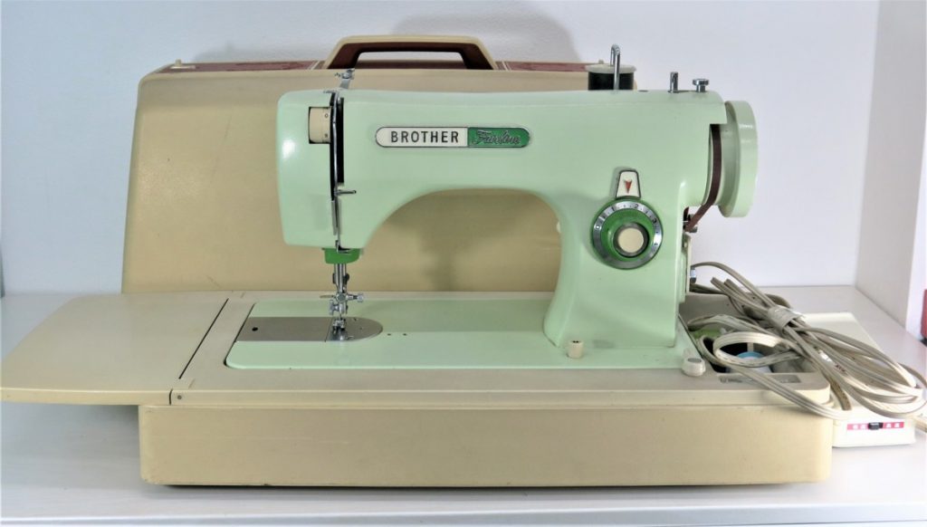 Brother ブラザーミシン fainline HL2-B258