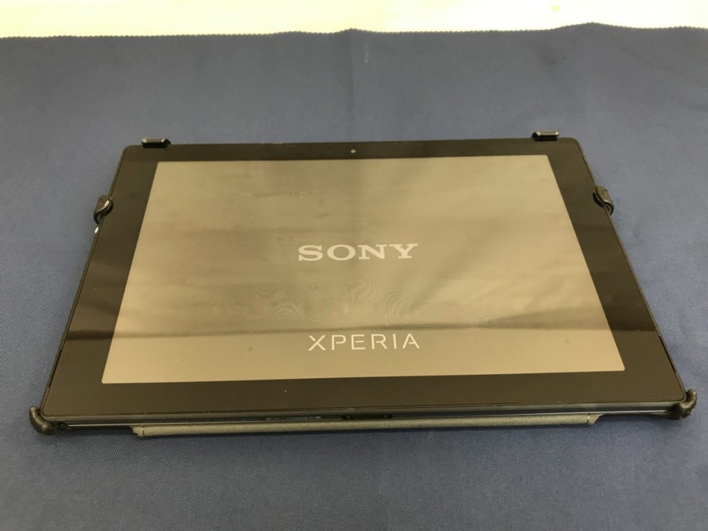 【USED品】Sony Xperia SOT21 エクスペリア アンドロイド タブレット au ソニー 初期化済み ケース付き