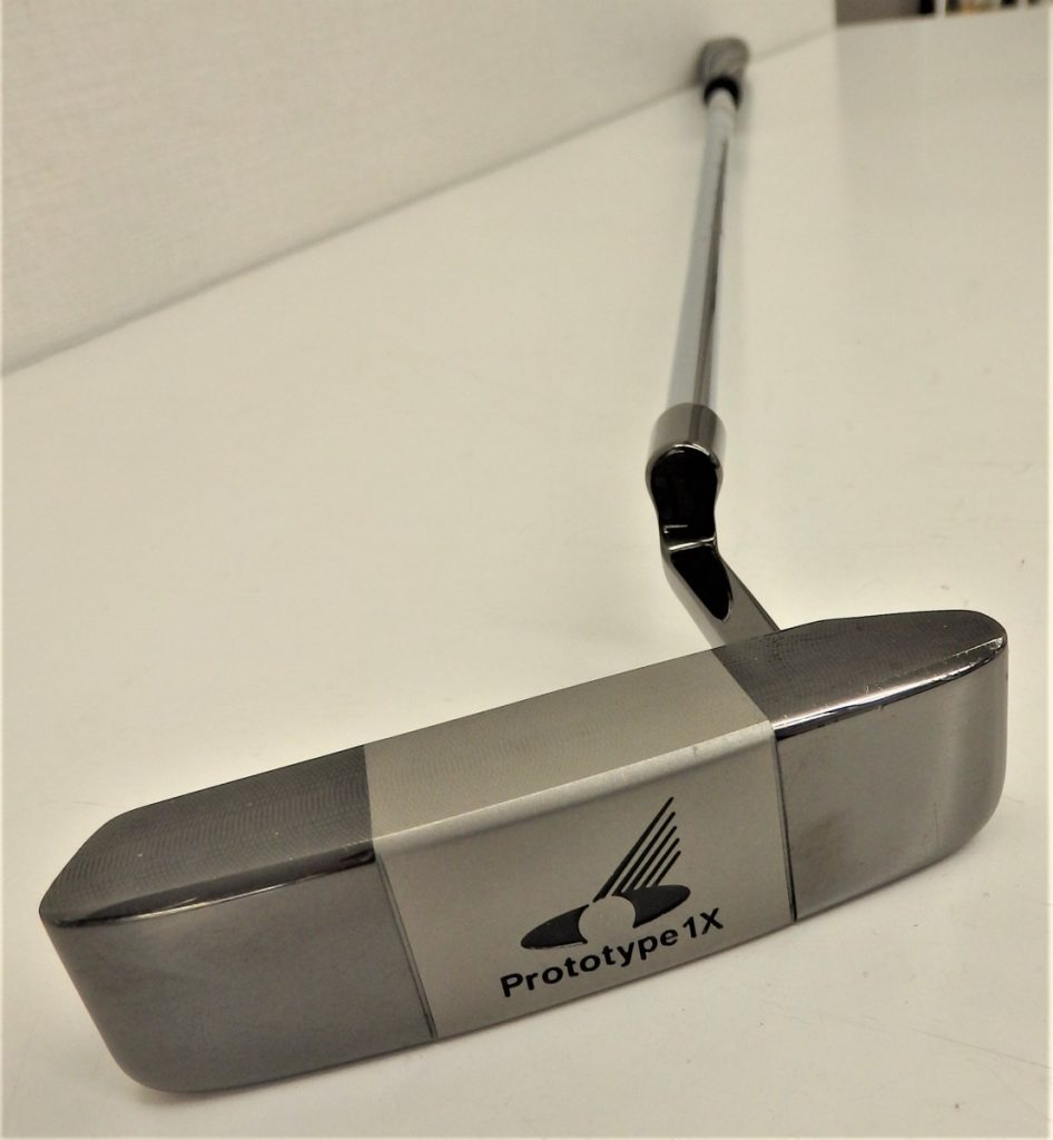 【中古品】パター NEVER COMPROMISE prototype1x 右利き グリップ Winn 約33.5インチ500g