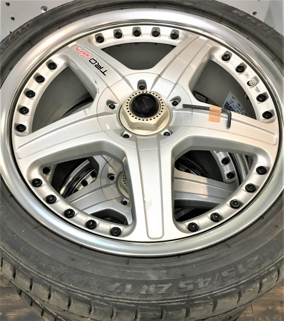 TRO Sports タイヤ　4本セット　ブリヂストン