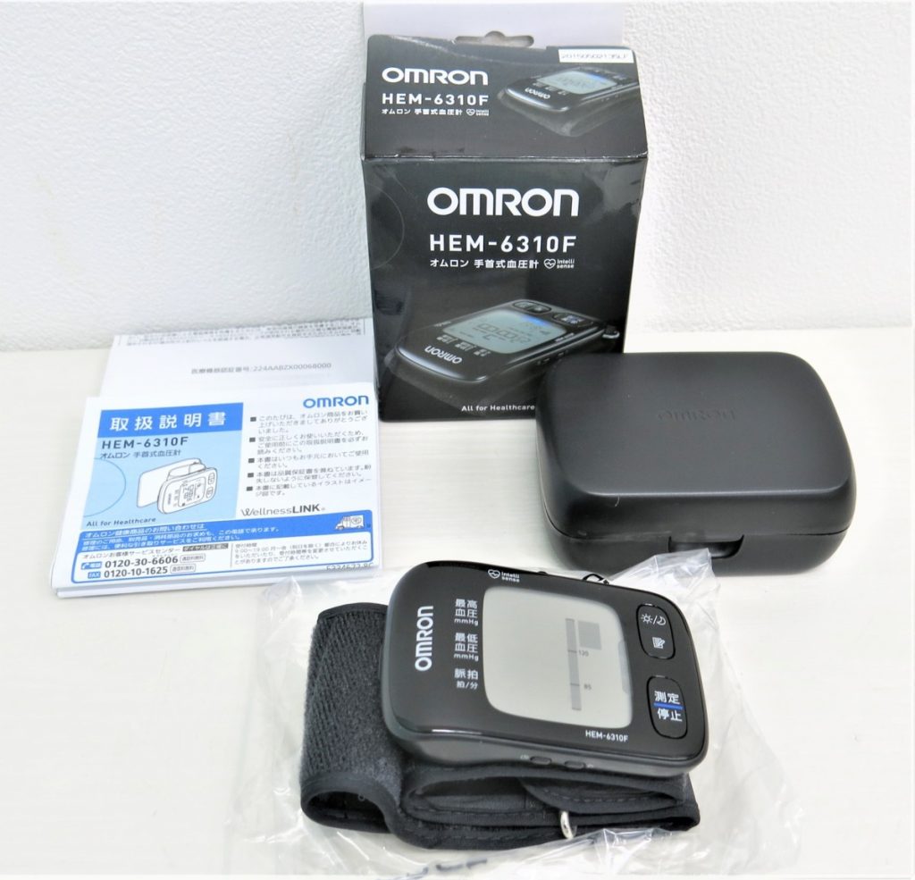 omron オムロン 手首式血圧計 HEM-6310F