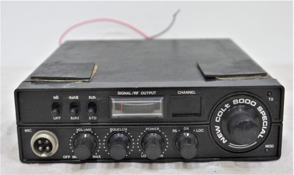 ＣＢ無線機　NEW Colt 8000 SPECIAL 本体のみ