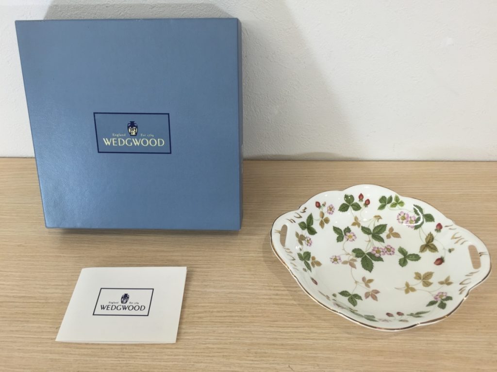 WEDGWOOD ウェッジウッド Bone China WILD STRAWBERRY