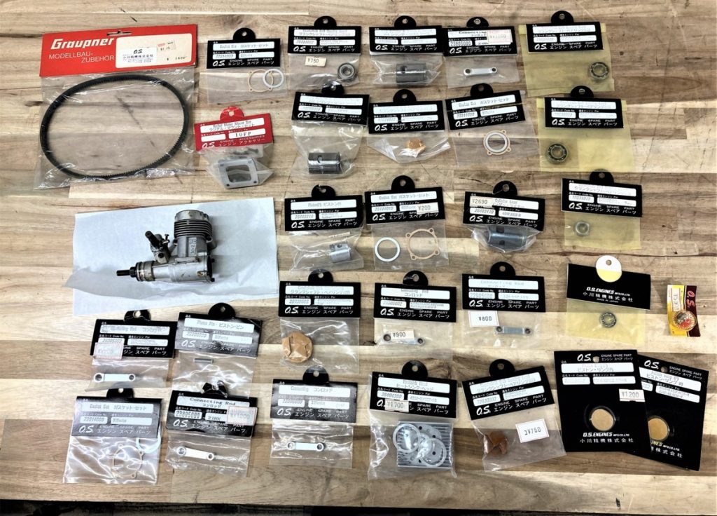 ヘリコプターラジコンパーツ ジャンクエンジン エンジン スペア パーツ 小川精機 O.S 部品 大量 まとめ 30点