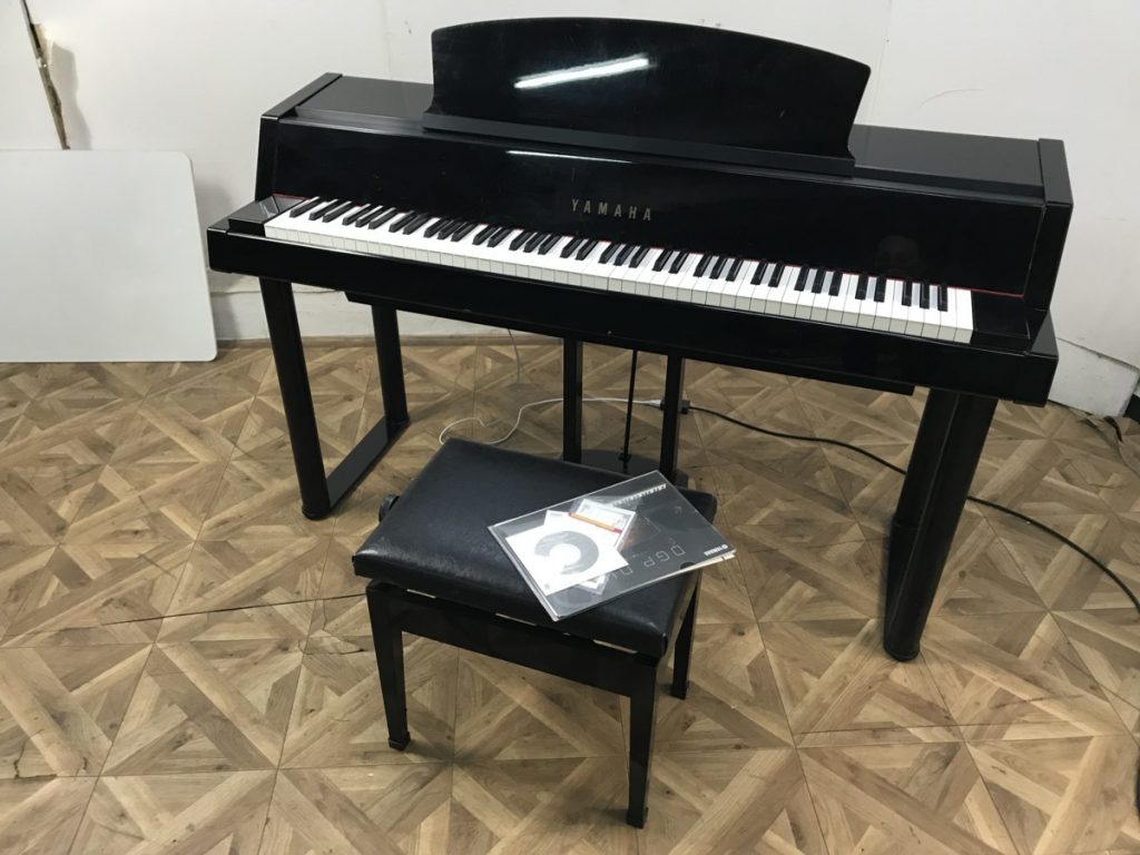 YAMAHA DGP-5 ハイブリットピアノ 2004年 グランタッチ 電子ピアノ イス付き ヤマハ 現状品