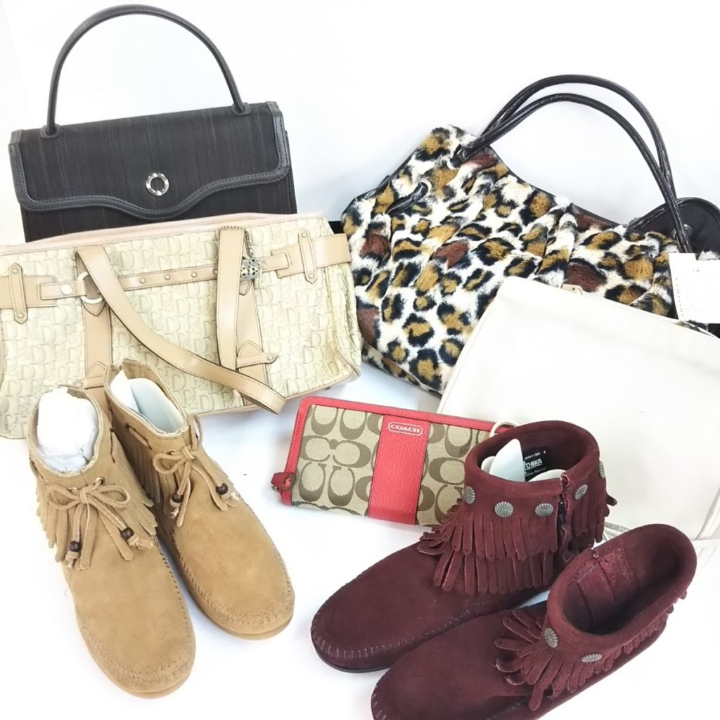 大量 ジャンク 未使用含む レディースバッグ&ミネトンカ ブーツ いろいろまとめて 現状品