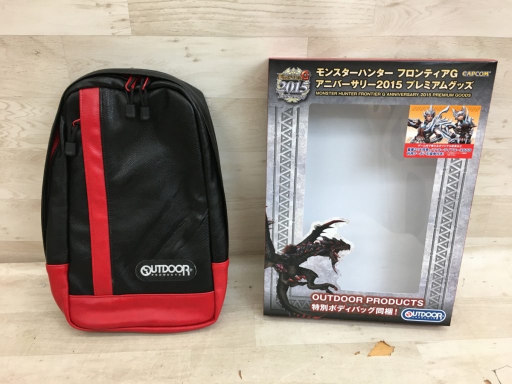 モンスターハンター フロンティアG アニバーサリー2015 特別ボディバッグ OUTDOOR PRODUCTS モンハン MHF
