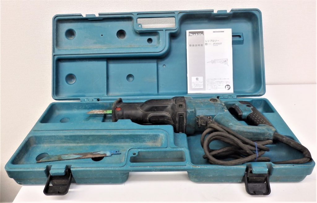 makita マキタ レシプロソー JR3050T セーバーソー セーバソー 切断機 電気のこぎり 電動ノコギリ 説明書付 動作確認済み