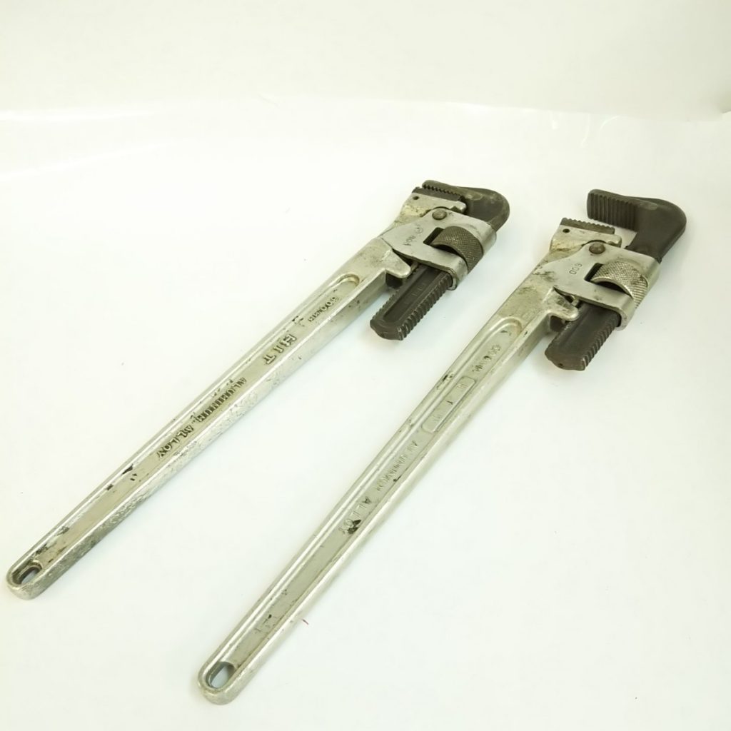 パイプレンチ 600mm まとめて2本 工具 現状品