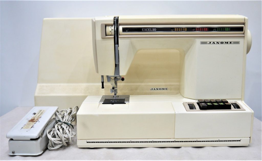 ジャノメ JANOME　エクセル20 EXCEL20 627 家庭用 電子ミシン 本体 ケース/フットペダル付 動作未確認