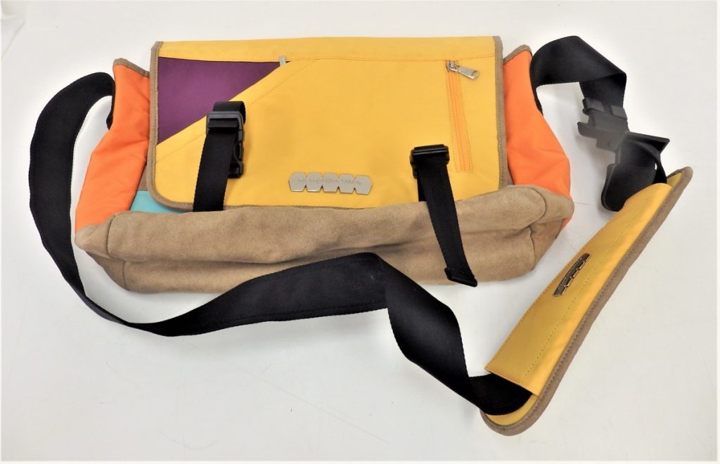 acupuncture（アキュパンクチャー） ショルダーバッグ イエロー