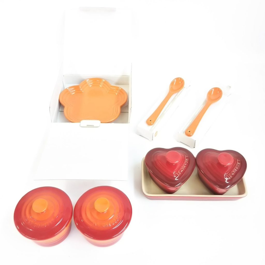 未使用含む LE CREUSET ルクルーゼ いろいろまとめて プチココット/ハート/スプーン/プレート 現状品