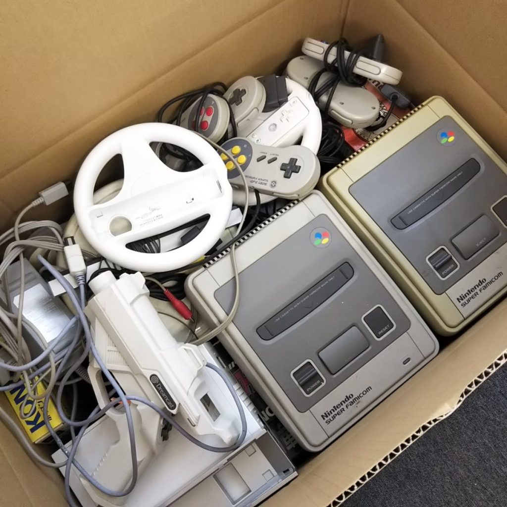 大量 ジャンク ゲーム機いろいろまとめて スーファミ/コントローラー/Wiiフィット/ダンレボなど