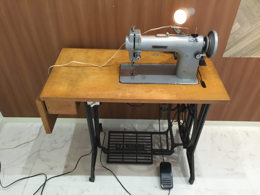 通電・動作確認済み ジャノメ JANOME MODEL 763 工業用ミシン 台付き