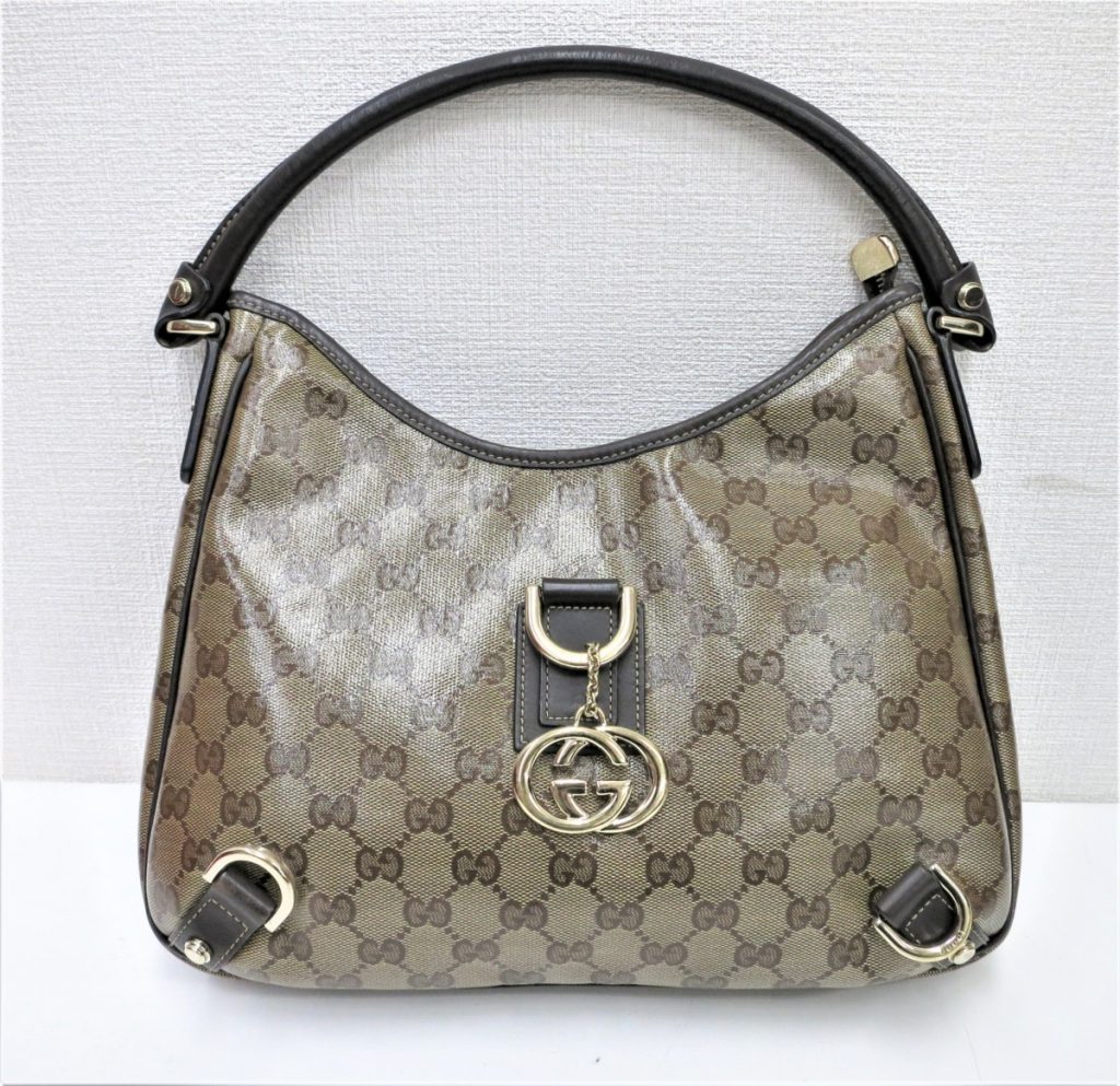 GUCCI グッチ ショルダーバッグ クリスタルGG 130738