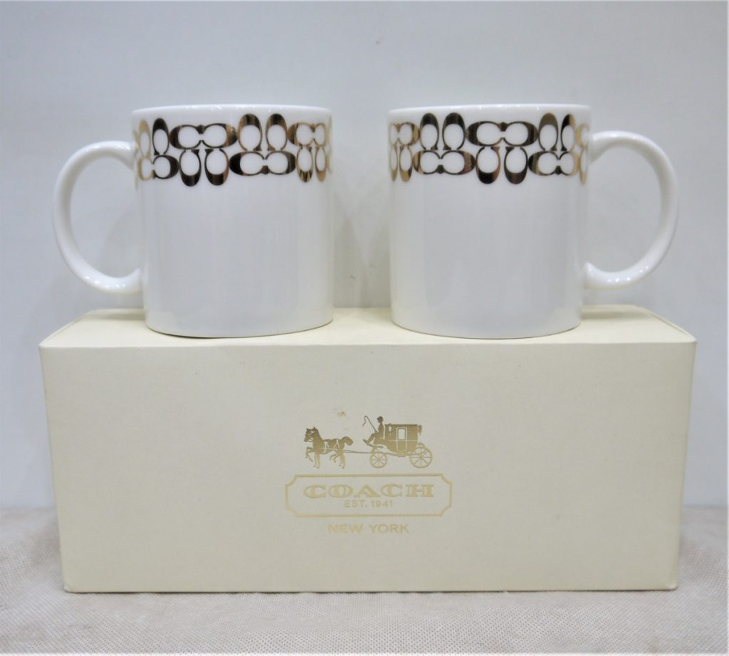 COACH コーチ シグネチャー柄 ペアマグカップ ホワイト×ゴールド