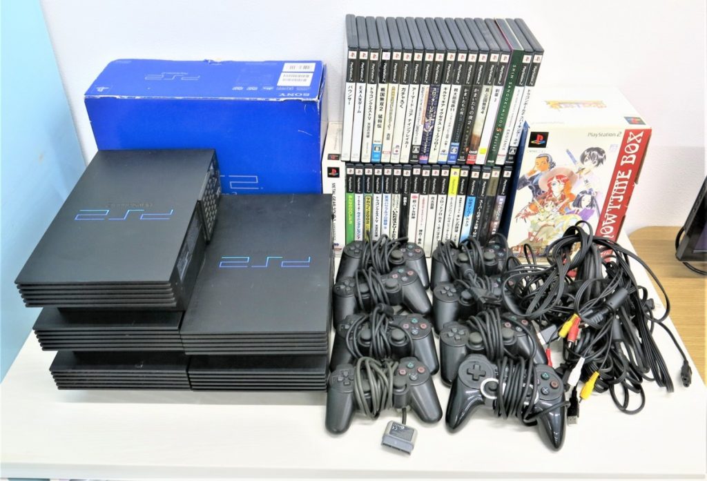 PlayStation2 本体6台 ソフト37本 コントローラー8個 まとめ