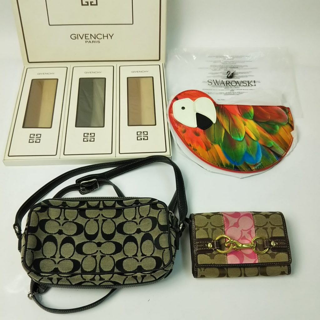 未使用含む レディースブランドグッズいろいろまとめて COACH/スワロフスキーなど 現状品