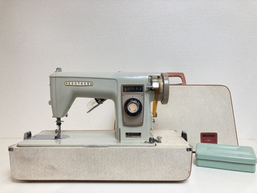 ジャンク BROTHER ブラザー ミシン 足踏み HA2-B149