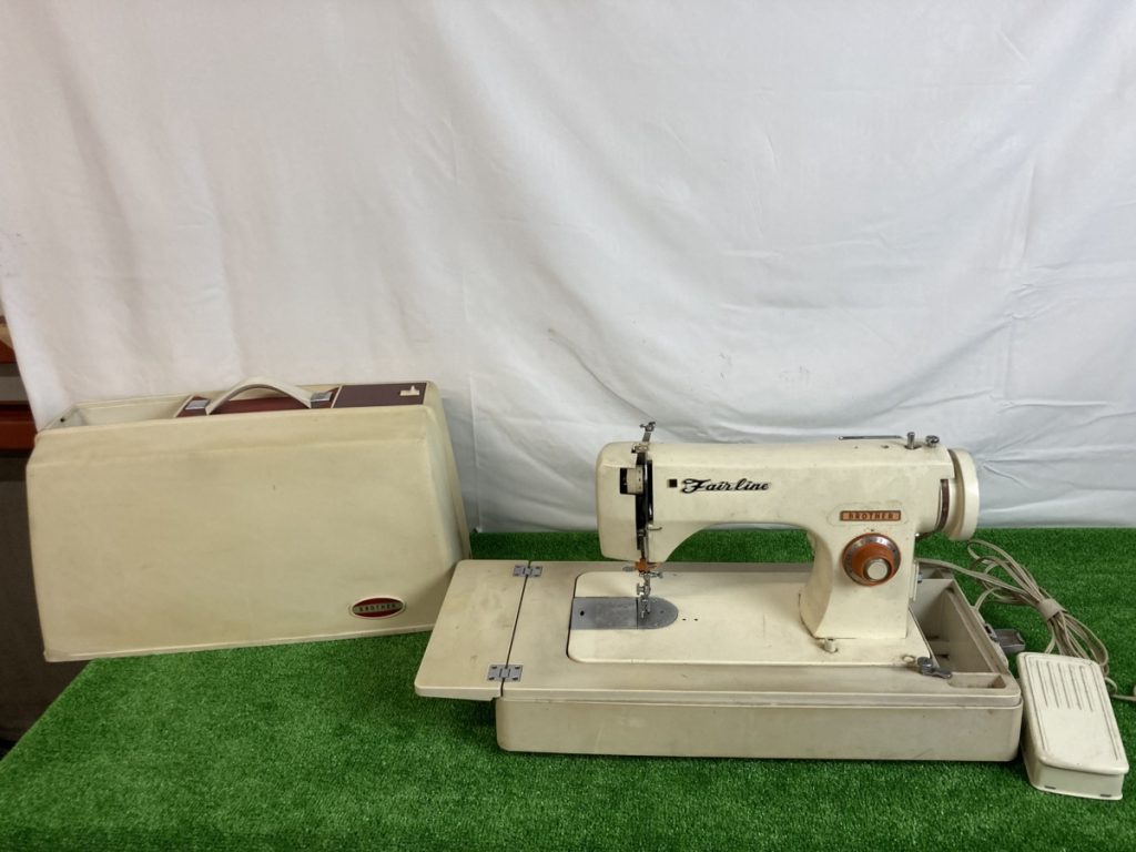 通電確認のみ　BROTHER　ブラザー　Fair line　フェアーライン　ミシン　ジャンク品