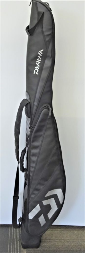 ダイワ Daiwa ロッドケース RCFF138RJ 黒系 ブラック 竿入れ