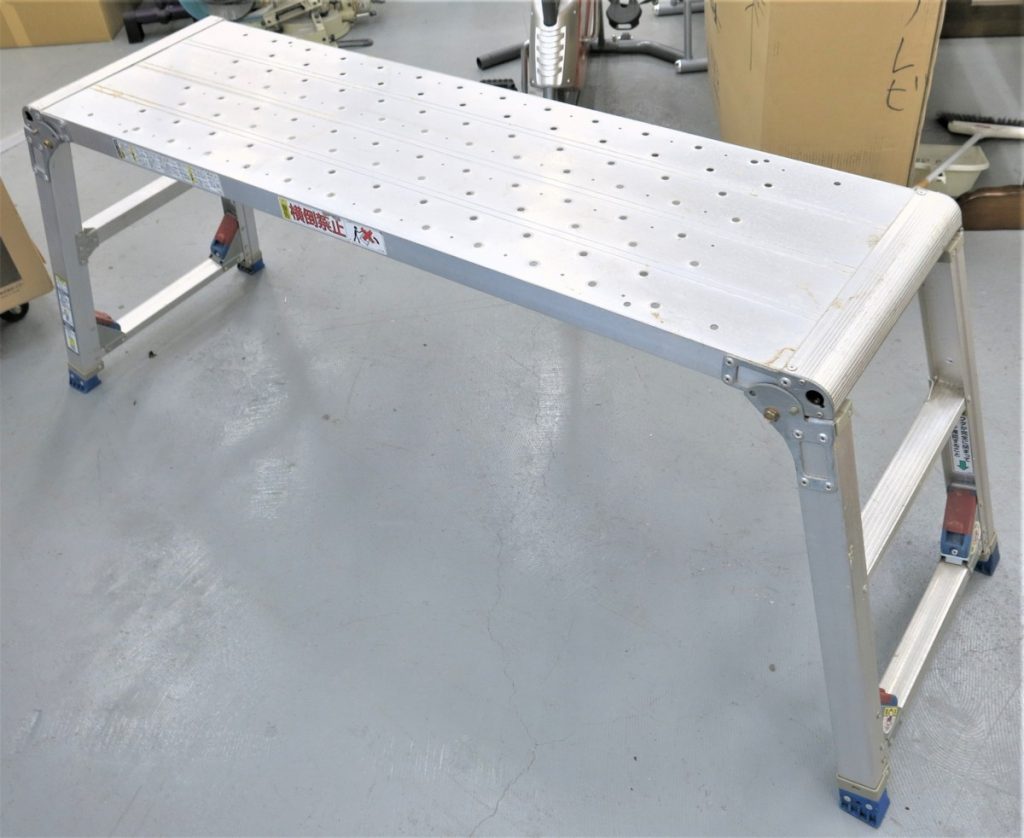 ALINCO アルインコ株式会社 マイティーベース アルミ製レベル調節式作業台 CSR-100