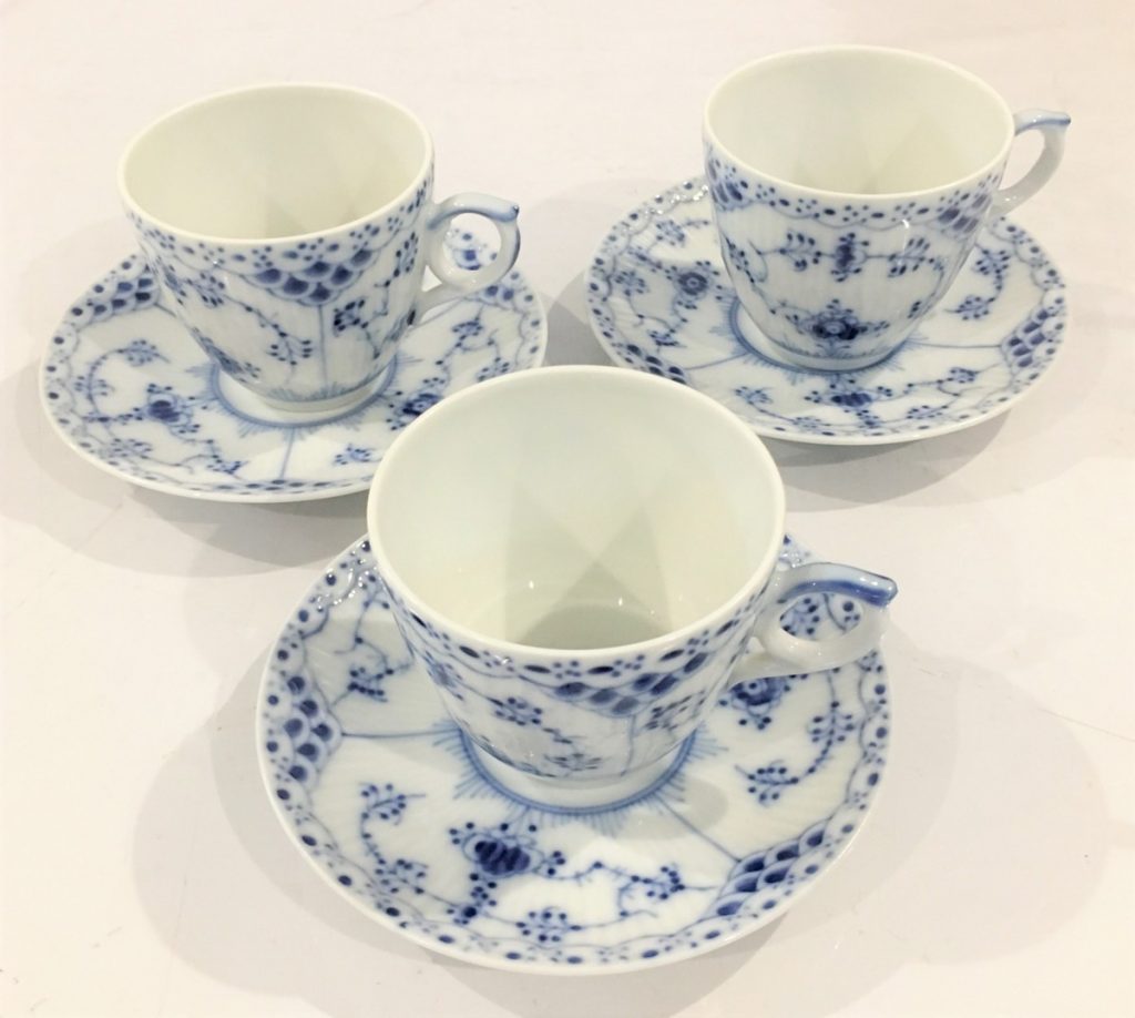 Royal Copenhagen ロイヤルコペンハーゲン ブルーフルーテッド カップ&ソーサー 3客セット