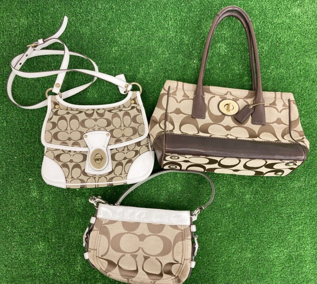 コーチ　バック3点セット　ハンドバック　ショルダーバック　モノグラム
