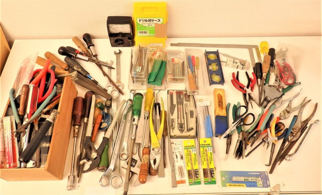工具まとめ　ニッパー　レンチ　ドライバー　ペンチなど大量