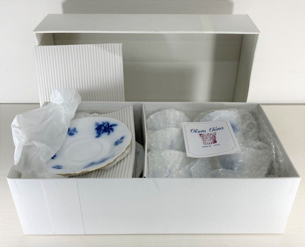 箱付き 大倉陶園 カップ&ソーサー 5客 80CV/8411 金縁 カップ 口径 9cm 皿 直径 15cm