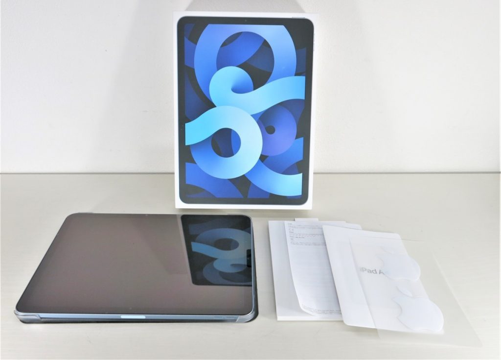 Apple アップル iPad Air 10.9インチ Wi-Fi 64GB 第4世代 スカイブルー A2316 ケース付