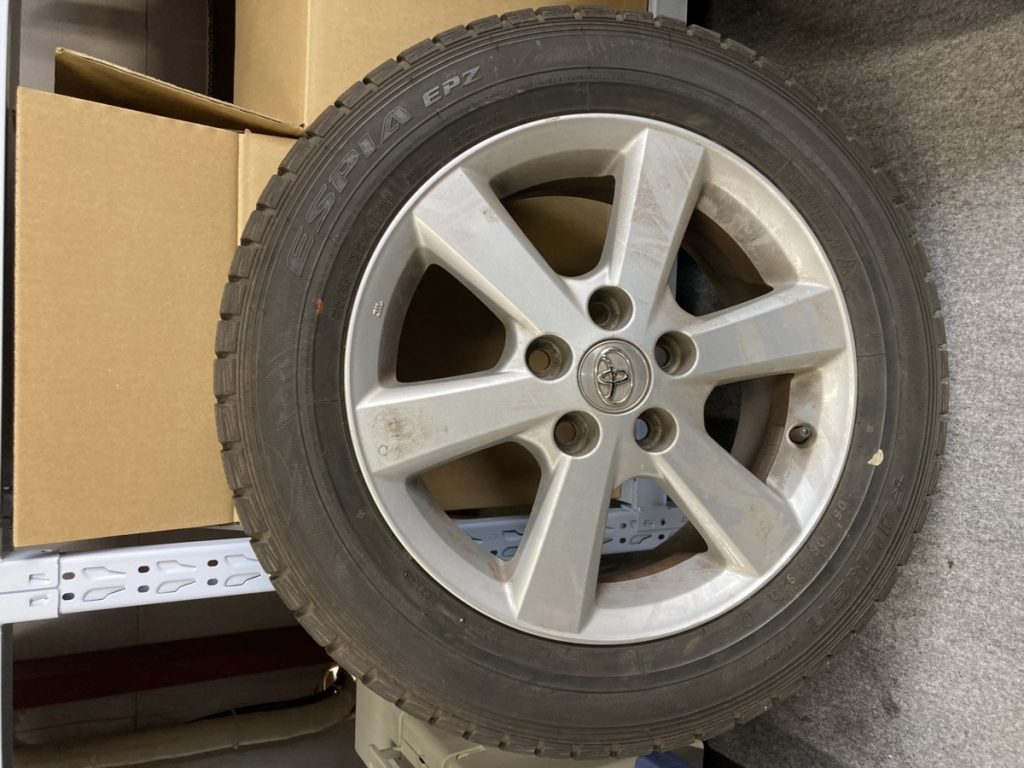 スタッドレスタイヤ　ファルケン 　ESPIA EPZ 2012年製　205/60R16　４本セット